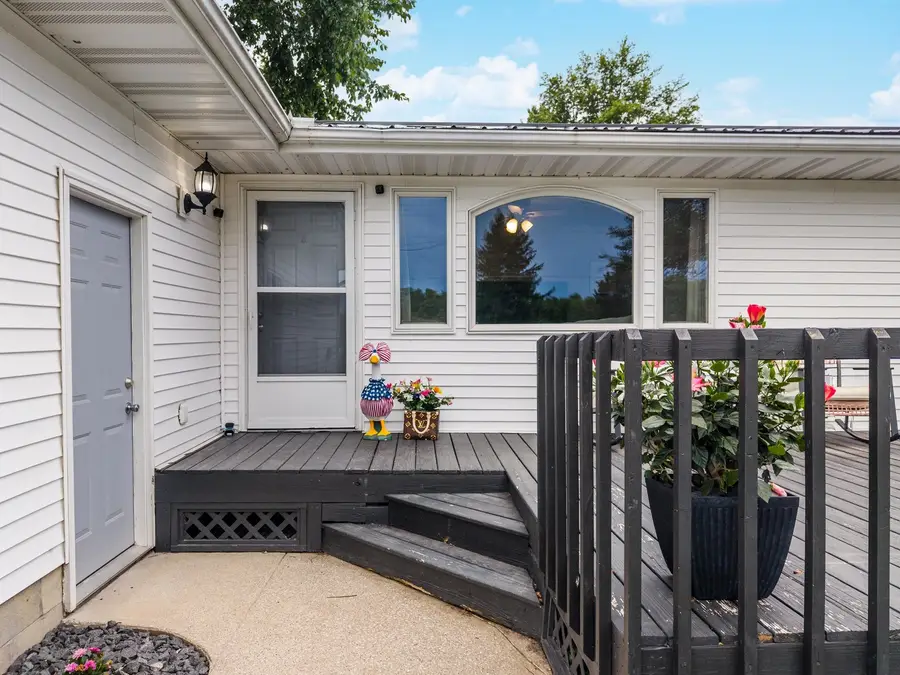 403 E Pease Street, Heyworth, IL 61745 - #3