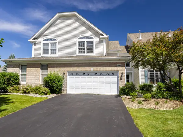 545 Harlowe Lane, Naperville, IL 60565