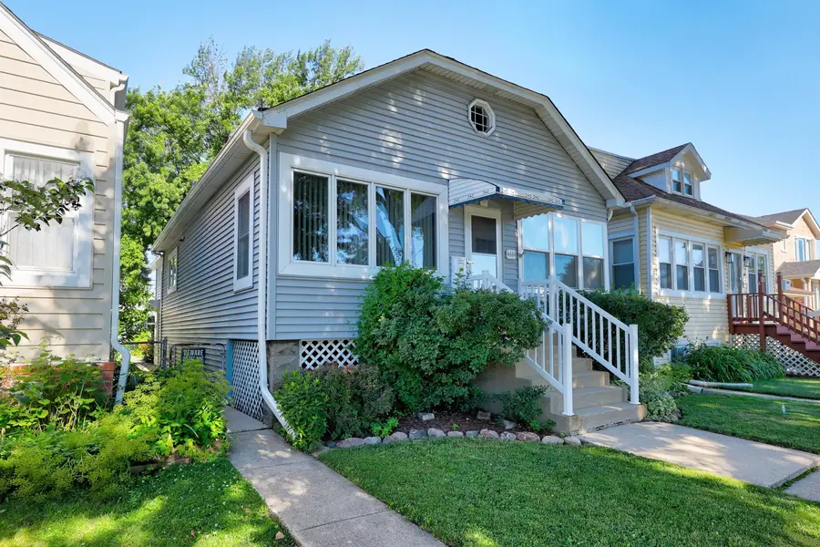 4444 N Newland Avenue, Harwood Heights, IL 60706 - #2