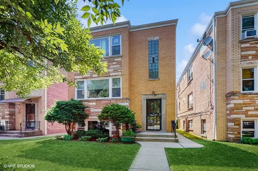 4614 N Central Avenue, Chicago, IL 60630 - #1