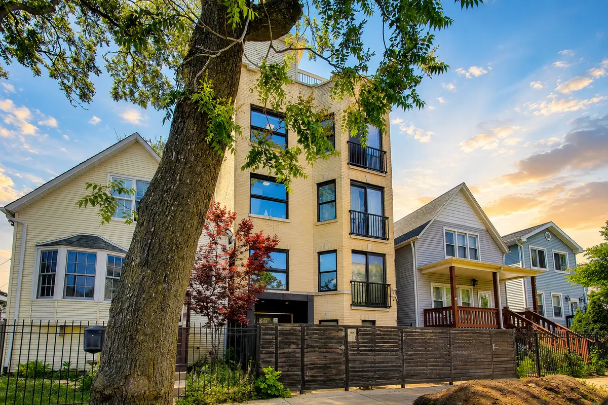 Address Withheld By Seller, Chicago, IL 60618 - #1