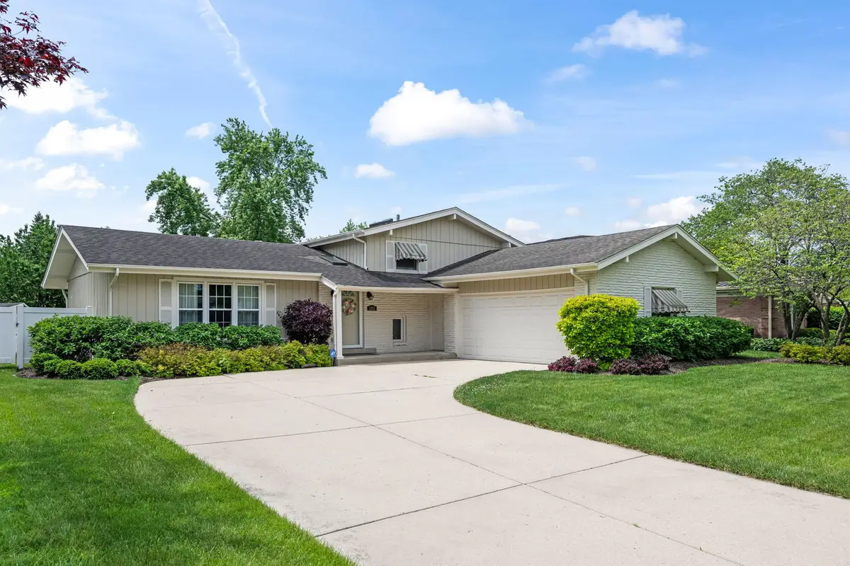 1211 W Haven Drive, Arlington Heights, IL 60005 - #1
