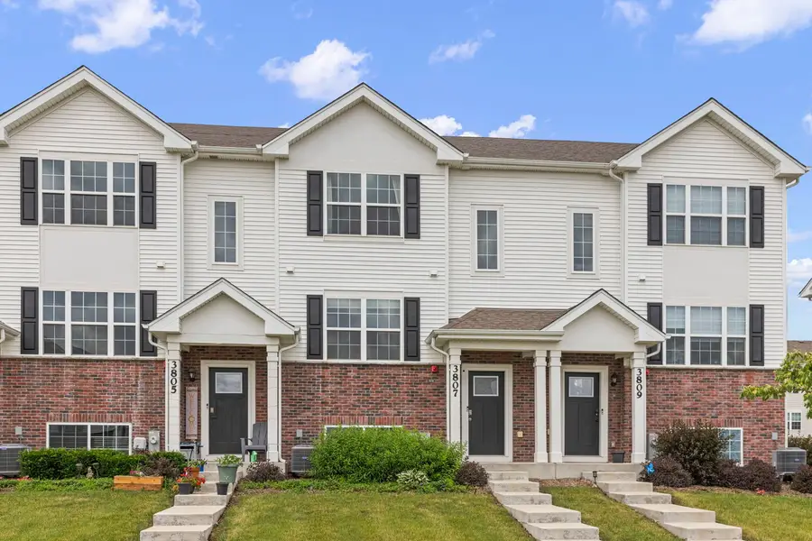 3807 Bissel Drive, Yorkville, IL 60560 - #2