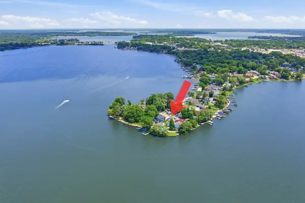 204 Eagle Point Road, Fox Lake, IL 60020