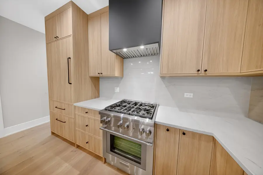 1406 W Cuyler Avenue #2, Chicago, IL 60613 - #3