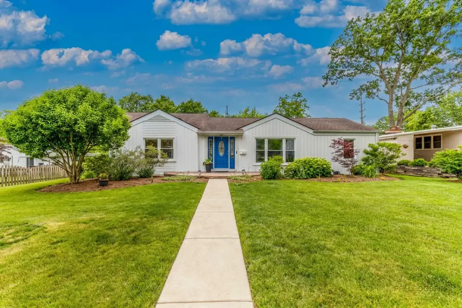 310 S Summit Street, Wheaton, IL 60187 - #2