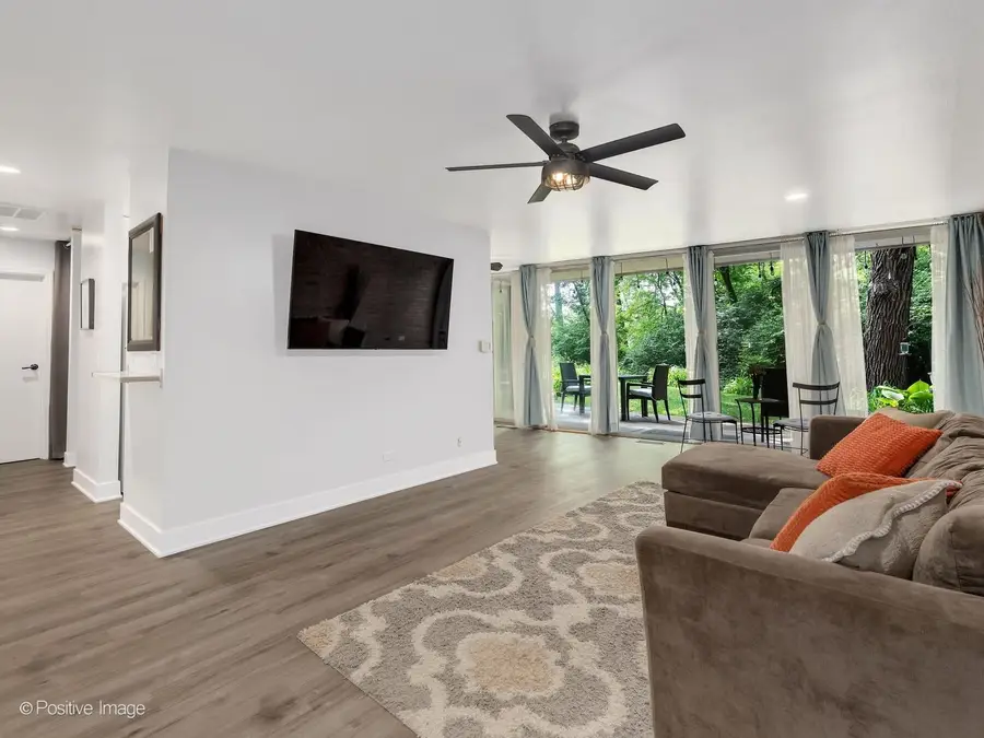 5700 Hillcrest Lane #PH, Lisle, IL 60532 - #3