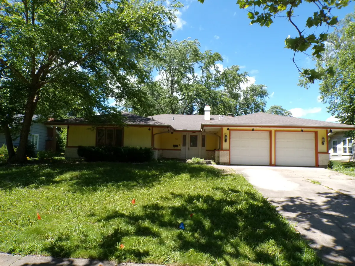 23W266 Windsor Drive, Glen Ellyn, IL 60137 - #1