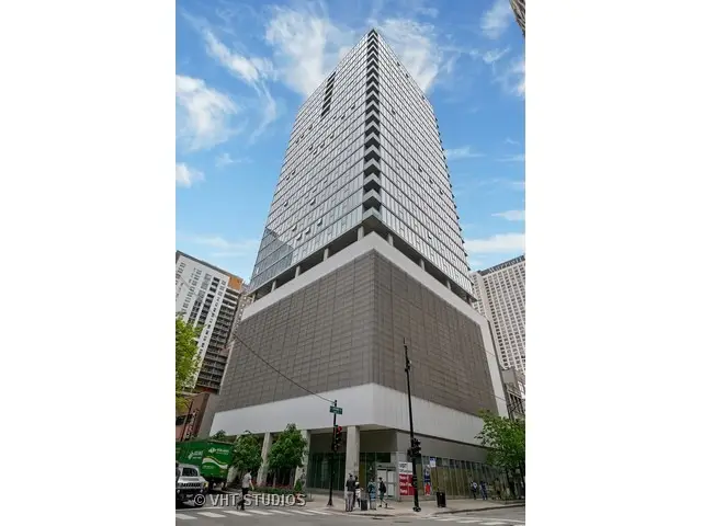550 N St Clair Street #2002, Chicago, IL 60611 - #1
