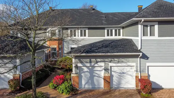 17 Mashie Court, Woodridge, IL 60517
