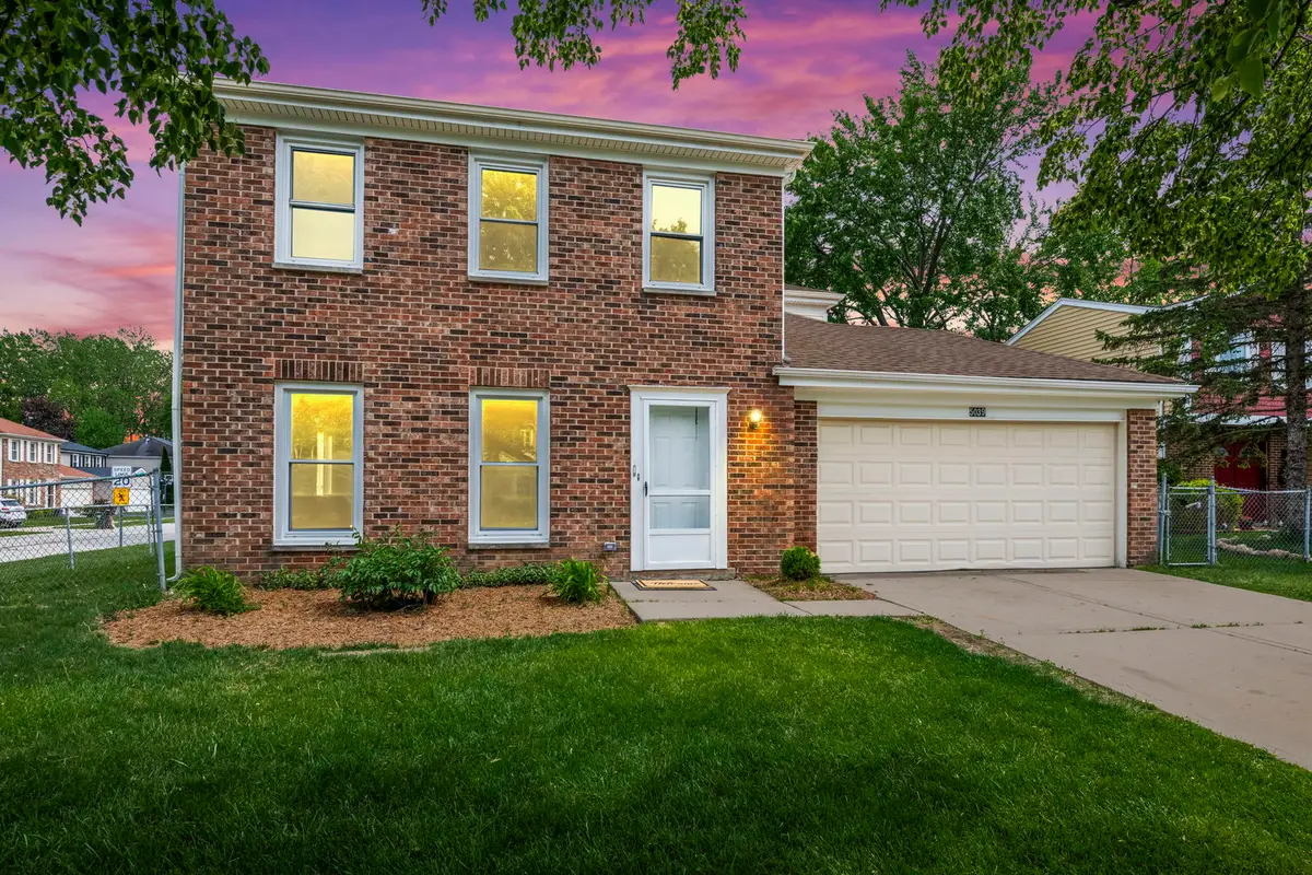5039 Chambers Drive, Hoffman Estates, IL 60010 - #1