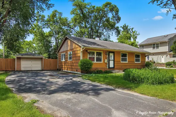 451 S Lakeshore Drive, Mundelein, IL 60060