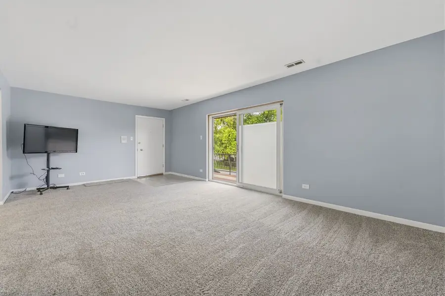643 N Carroll Parkway #210B, Glenwood, IL 60425 - #3