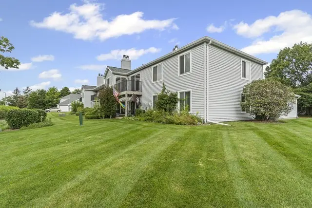 7050 Brighton Court #203, Woodridge, IL 60517 - #3