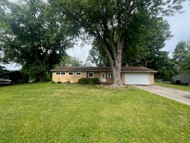 3947 N Burchard Drive, Decatur, IL 62526 - #1