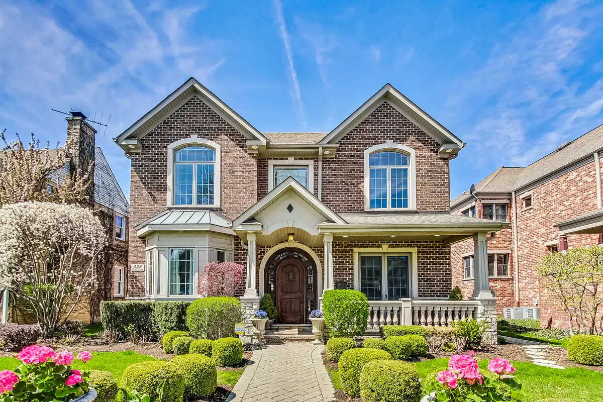 428 S Clifton Avenue, Park Ridge, IL 60068 - #1