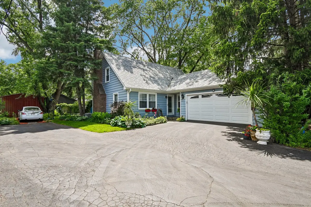 7 Columbus Parkway, Buffalo Grove, IL 60089 - #1