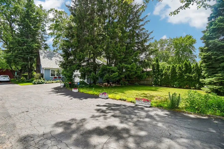 7 Columbus Parkway, Buffalo Grove, IL 60089 - #3