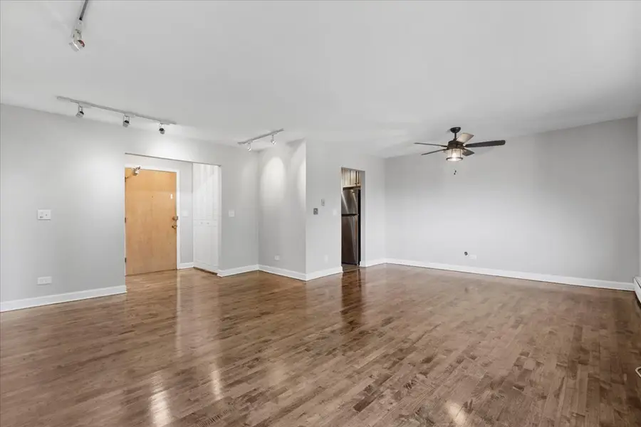 1415 W Pratt Boulevard #303, Chicago, IL 60626 - #2