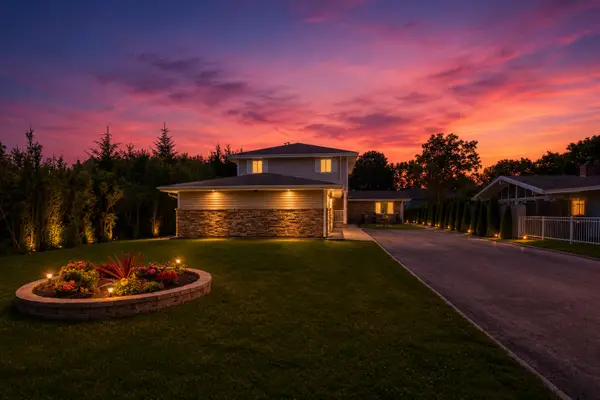 1325 E Lake Avenue, Glenview, IL 60025