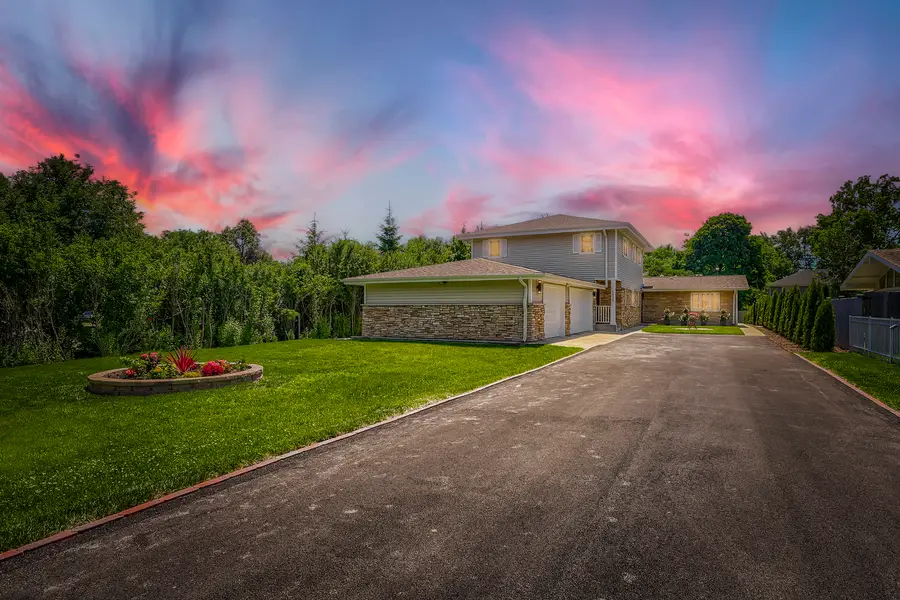 1325 E Lake Avenue, Glenview, IL 60025 - #2