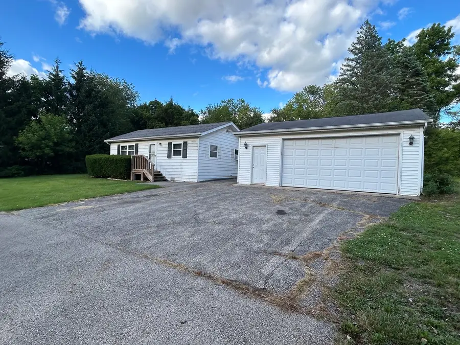 40231 N Dell Drive, Antioch, IL 60002 - #2