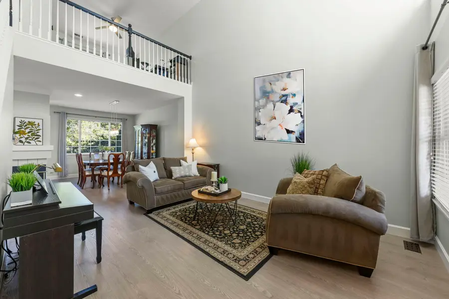 32102 Millard Circle #2, Warrenville, IL 60555 - #3