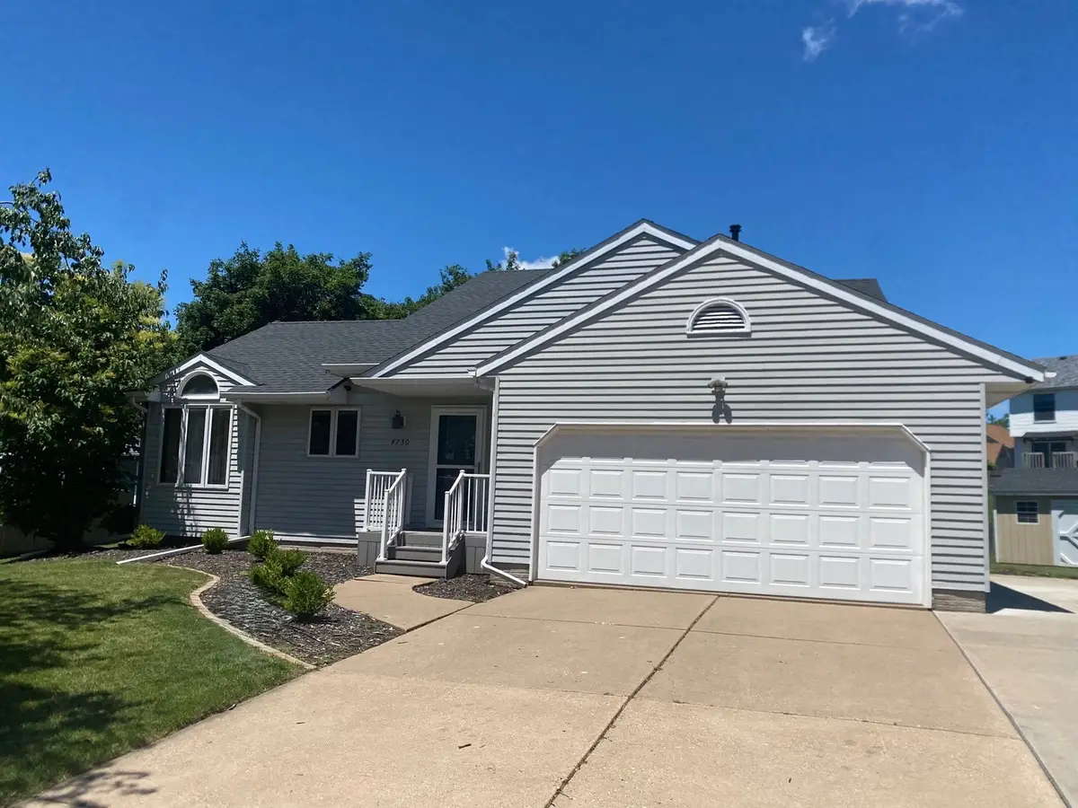 4730 Lockwood Court, Bettendorf, IA 52722 - #1