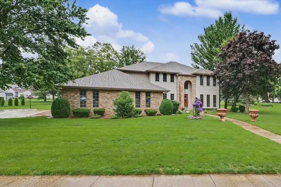 402 Holly Ridge Court, Saint Joseph, IL 61873 - #3