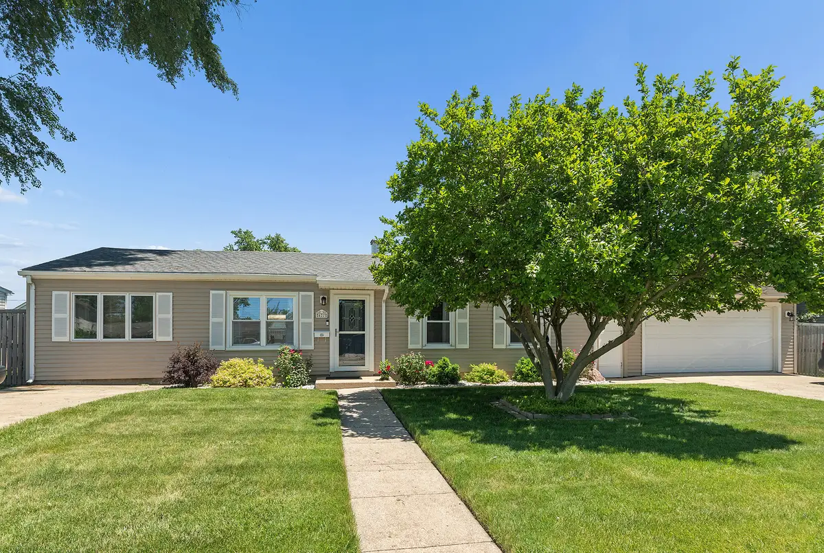 627 Glen Avenue, Romeoville, IL 60446 - #1
