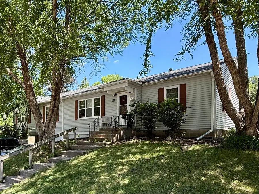 1907 - 1909 Grand Avenue, Davenport, IA 52803 - #3