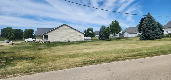 00 6th Avenue, Fulton, IL 61252