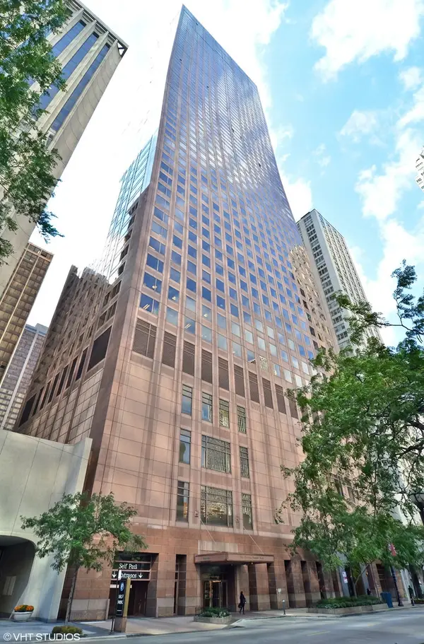 161 E Chicago Avenue #40DE, Chicago, IL 60611