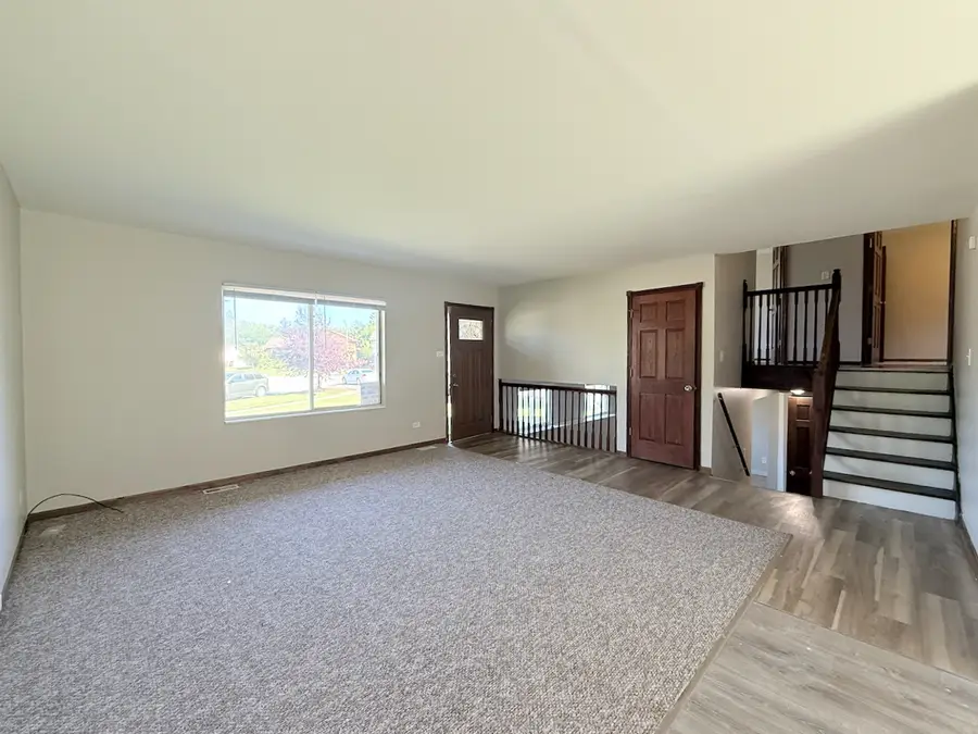 18018 Chantilly Lane, Hazel Crest, IL 60429 - #2