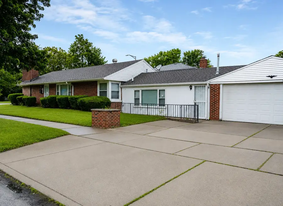 1021 Wentworth Avenue, Calumet City, IL 60409 - #2
