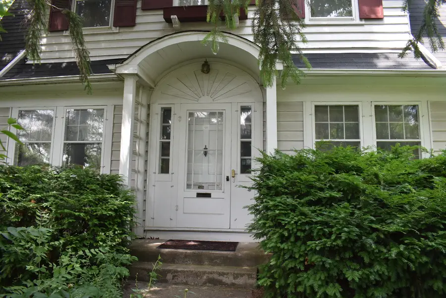 306 N Maple Avenue, Elmhurst, IL 60126 - #2