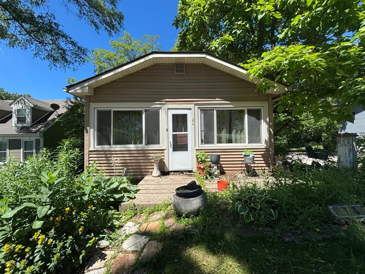24 S Hickory Avenue, Fox Lake, IL 60020 - #1