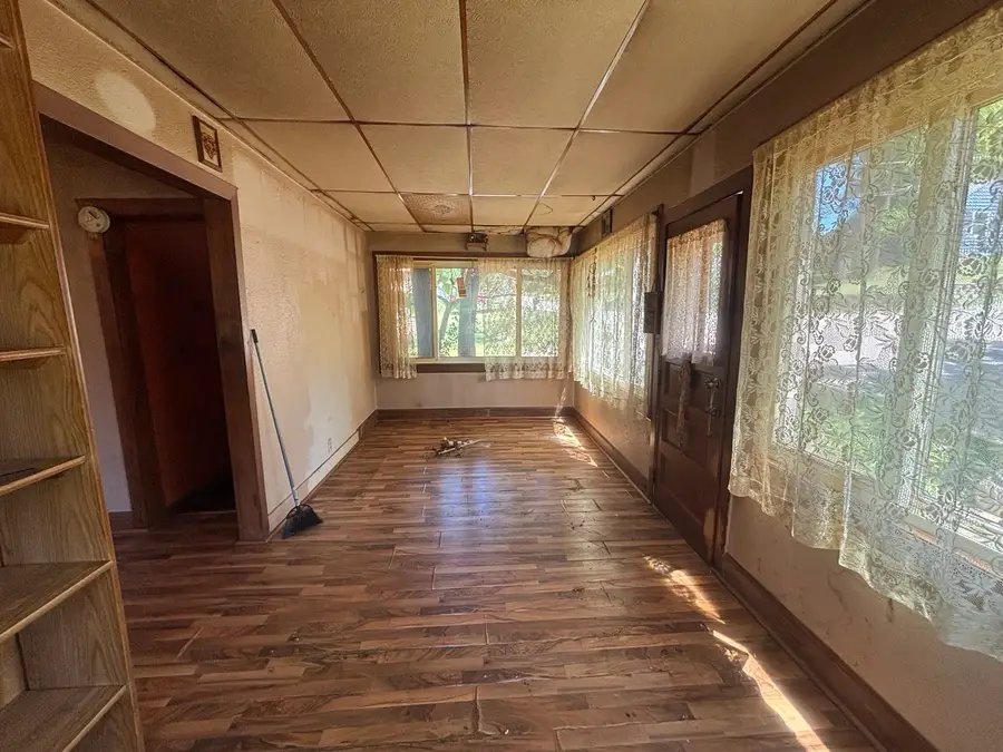 24 S Hickory Avenue, Fox Lake, IL 60020 - #2