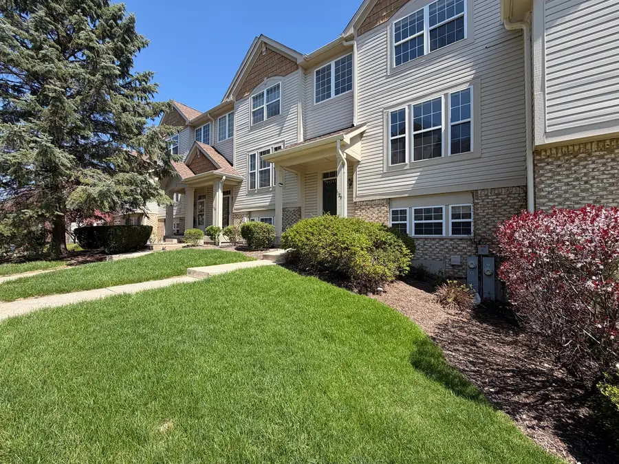 1129 Georgetown Way, Vernon Hills, IL 60061 - #2