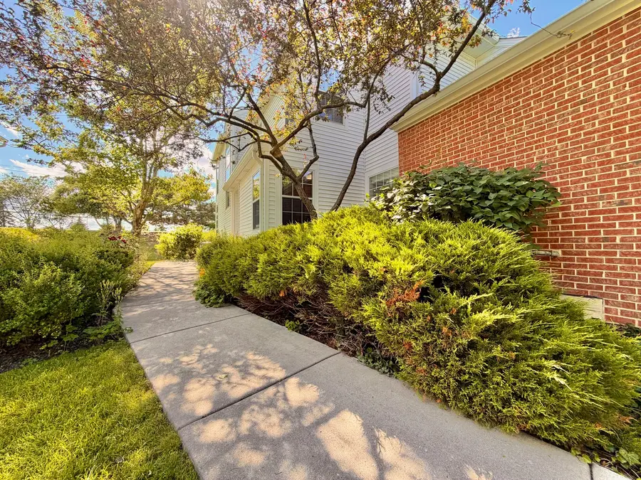 110 Pembroke Circle, Lake Bluff, IL 60044 - #3