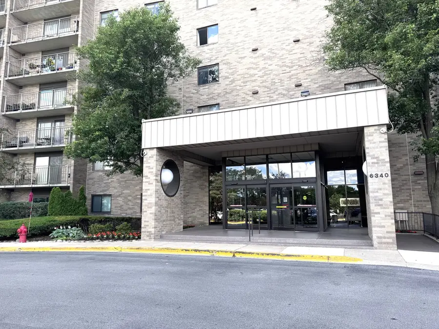 6340 Americana Drive #614, Willowbrook, IL 60527 - #2