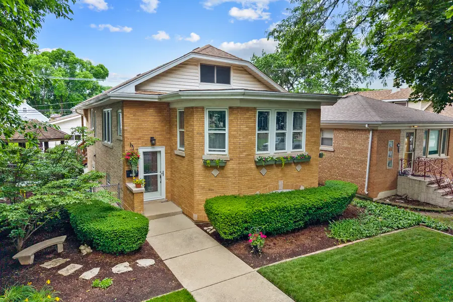 3636 N Paris Avenue, Chicago, IL 60634 - #2