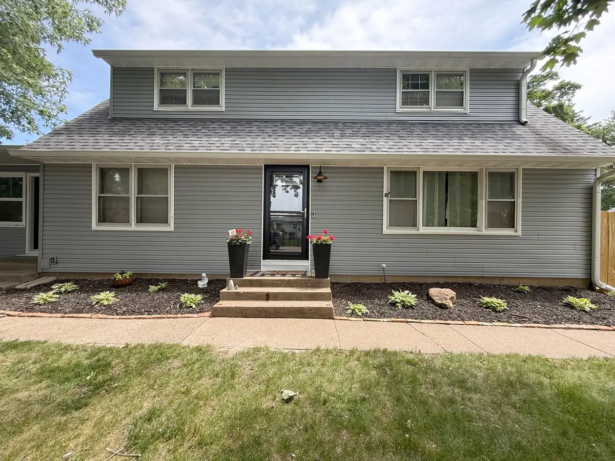 3635 32nd Street, Rock Island, IL 61201 - #1