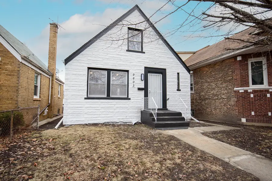 9605 S Greenwood Avenue, Chicago, IL 60628 - #2