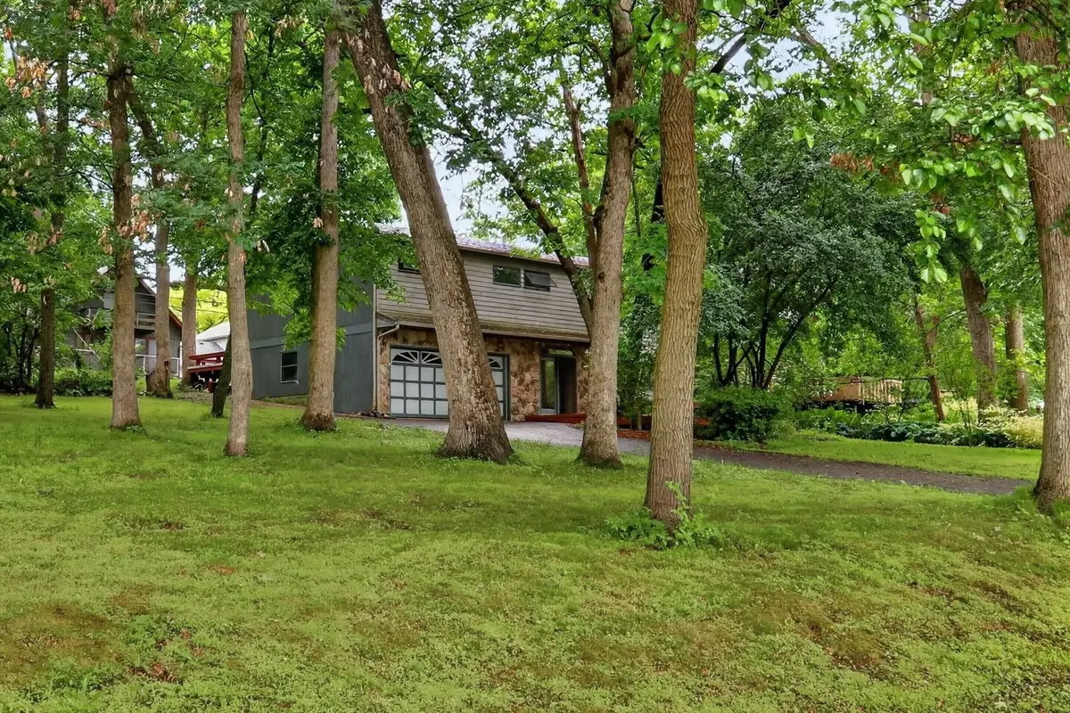 8615 Coral Road, Wonder Lake, IL 60097 - #1