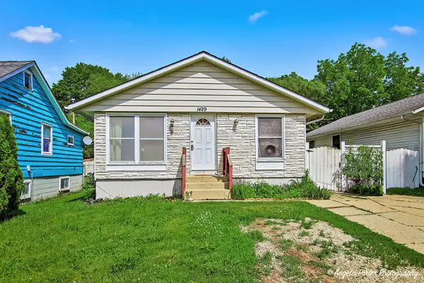 1429 N Pleasant Drive, Round Lake Beach, IL 60073