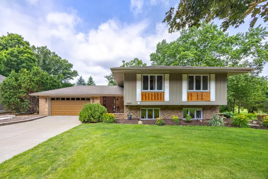 13600 S Longview Drive, Homer Glen, IL 60491 - #2