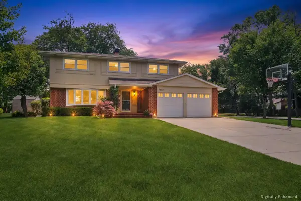 1201 E Barberry Lane, Mount Prospect, IL 60056