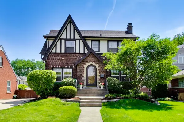 125 N Peck Avenue, La Grange, IL 60525