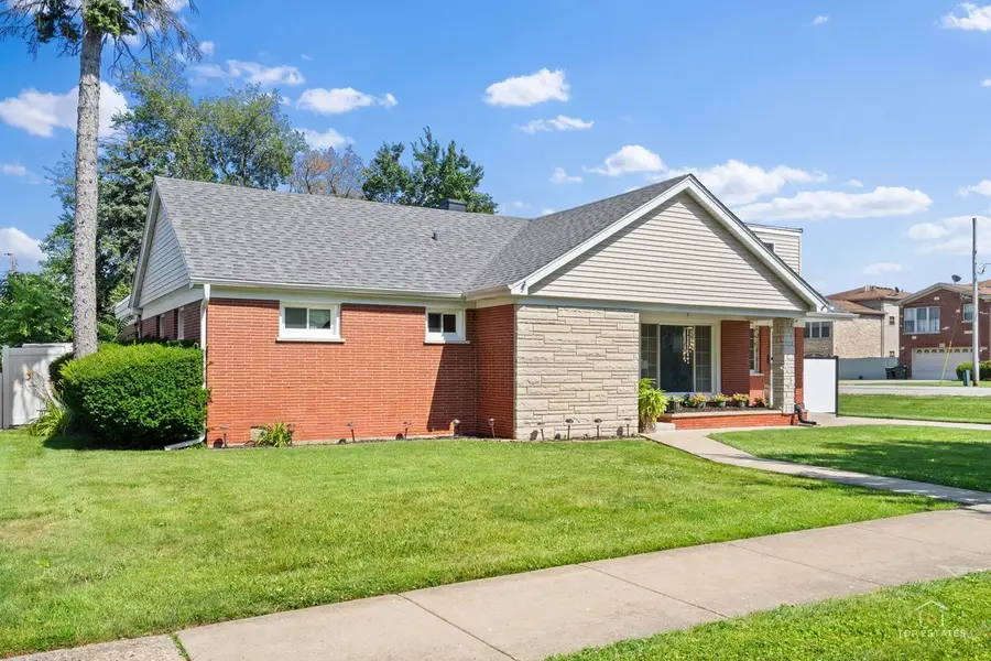 2405 Sarah Street, Franklin Park, IL 60131 - #3